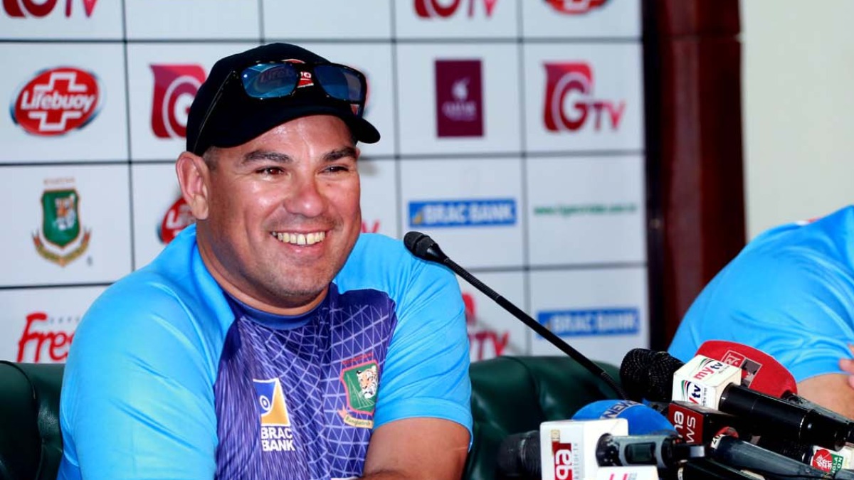Russell Domingo's contract might be extended till T20 World Cup 2022: BCB  President